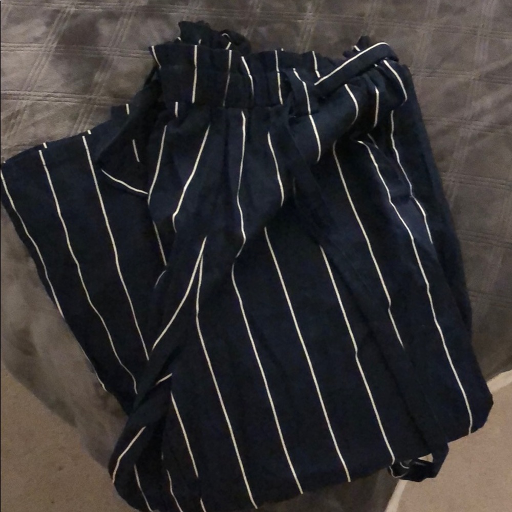 Wide leg pants